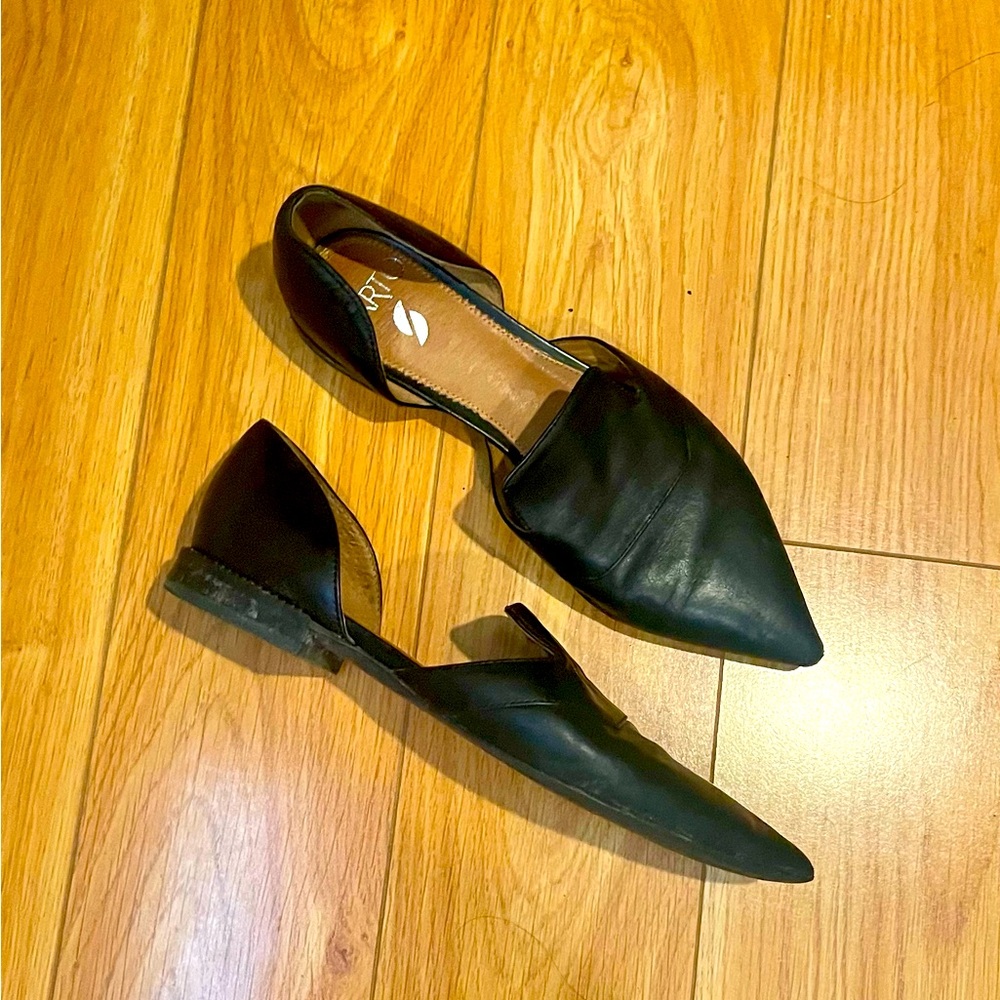 ♦️SOLD♦️Franco Sarto Black Flats